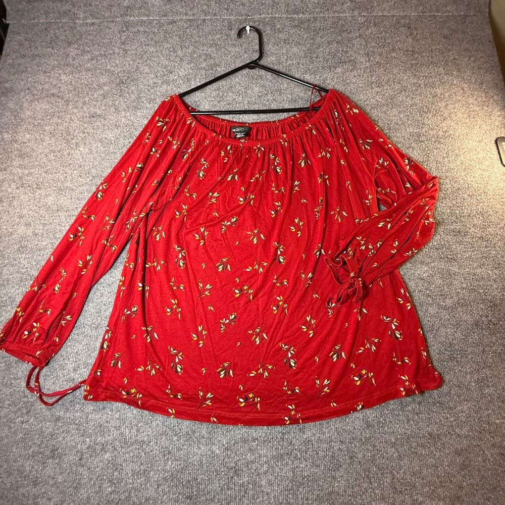 Michel Studio Red Floral Off Shoulder Blouse Plus Size 2X Long Sleeve Tie Cuff
